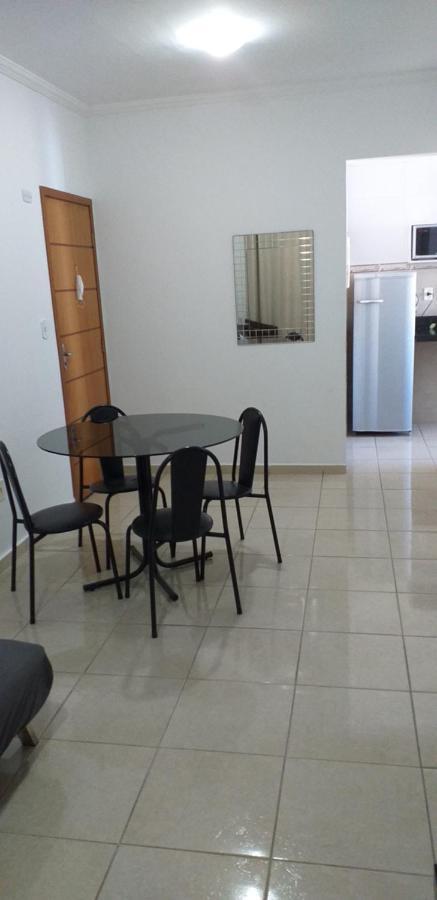 Apartamento No Canto Do Forte, Wi-Fi, Estacionamento Gratuito E Churrasqueira Praia Grande  Esterno foto