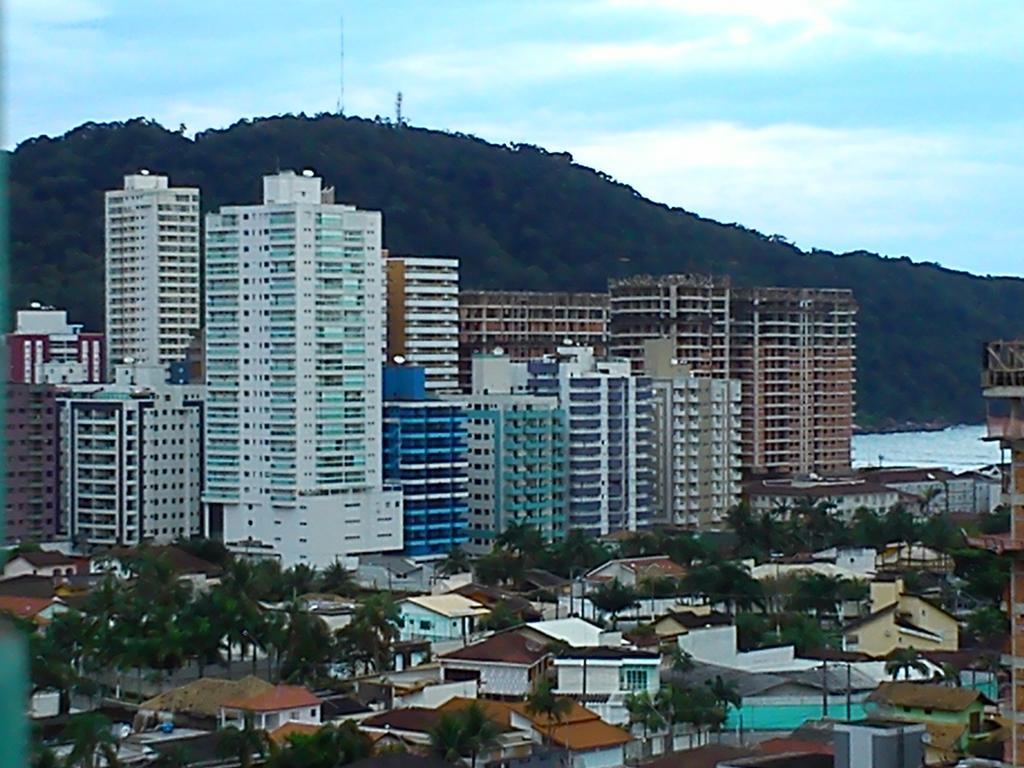 Apartamento No Canto Do Forte, Wi-Fi, Estacionamento Gratuito E Churrasqueira Praia Grande  Esterno foto